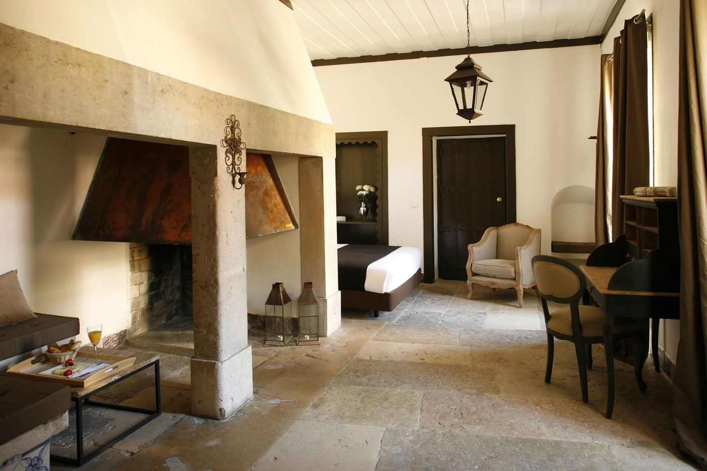 Palacio-Ramalhete-Room-11