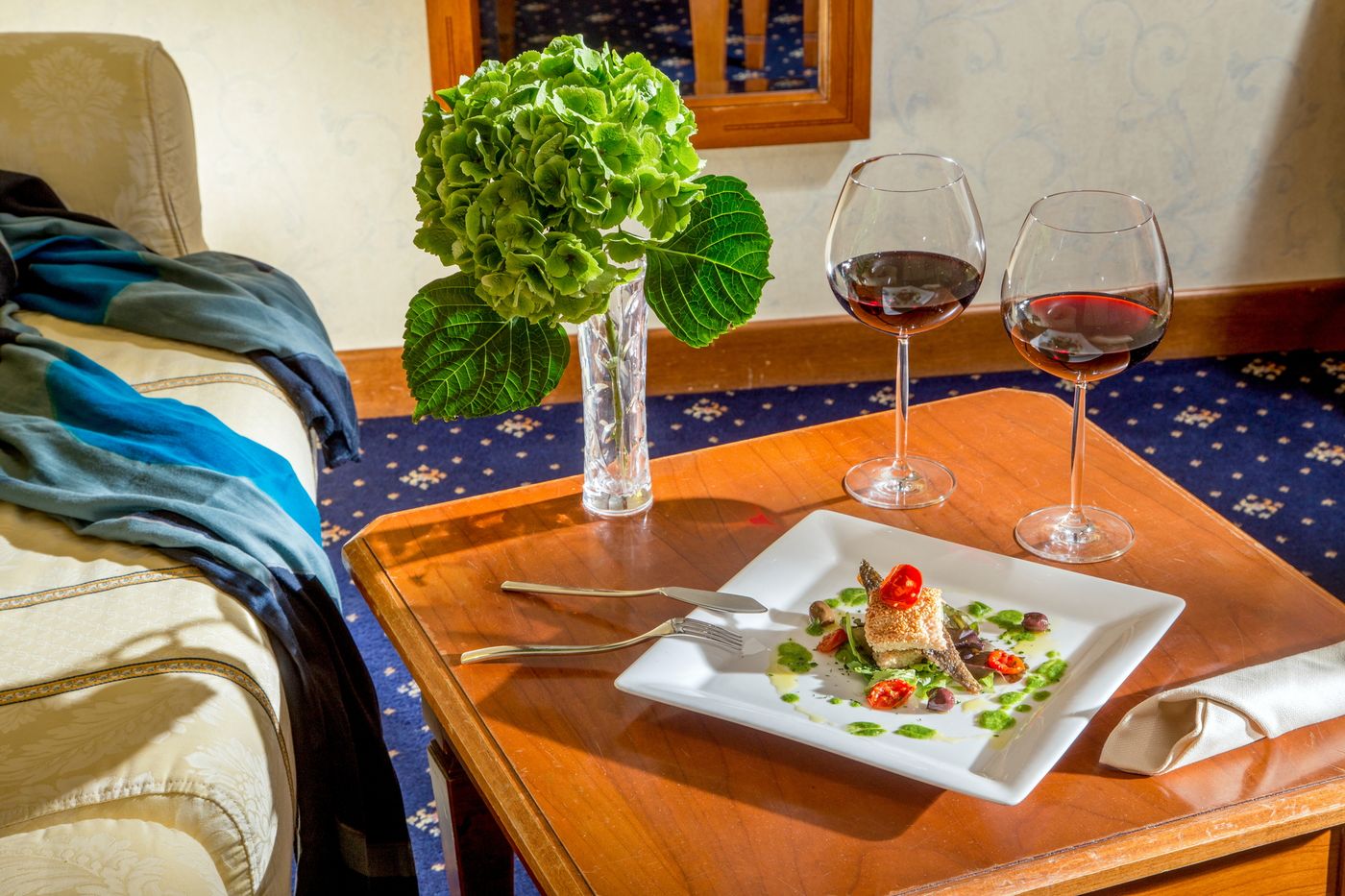 Unaway-Hotel-Empire-Roma-Room-4