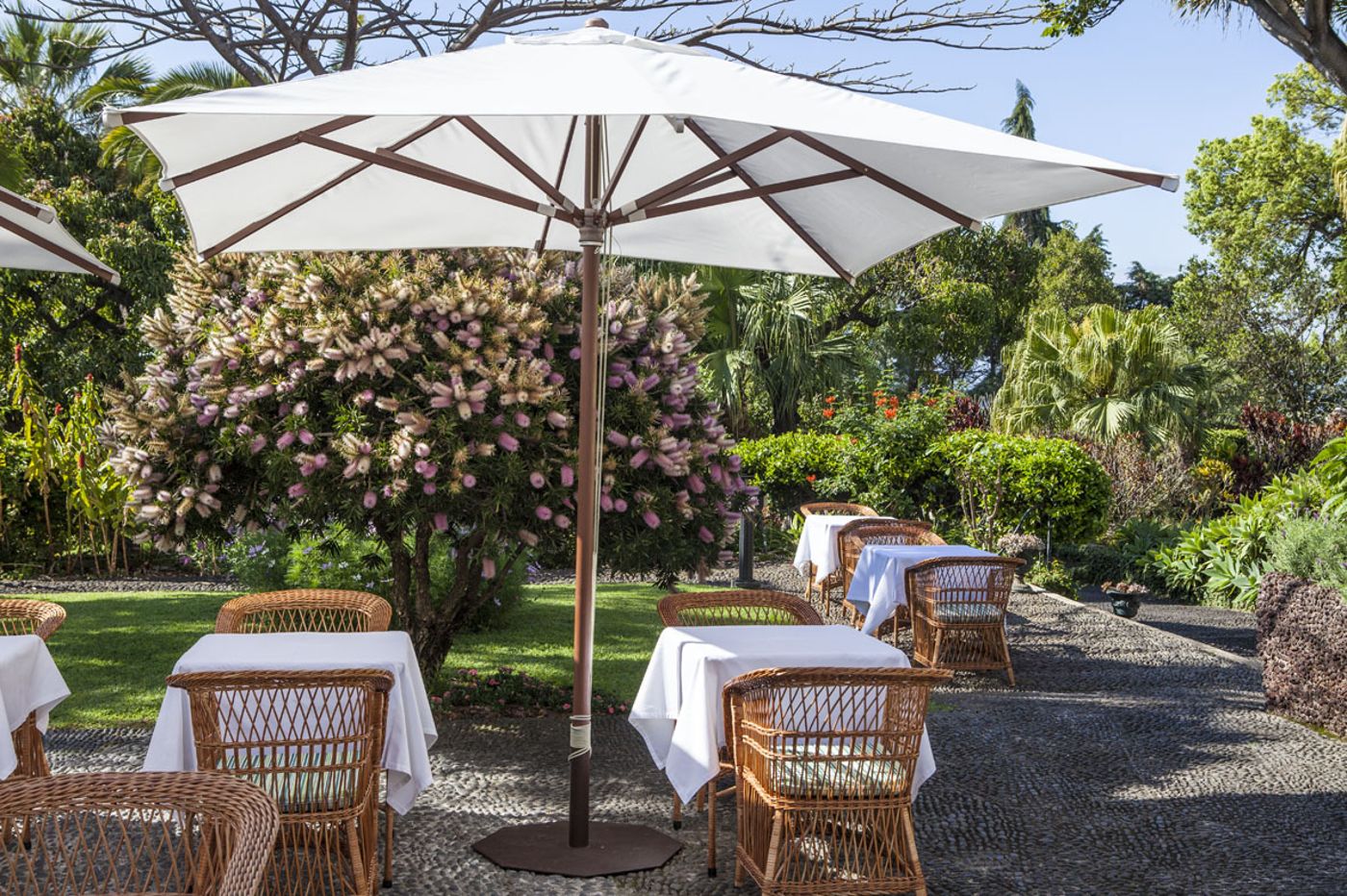 Quinta-Jardins-do-Lago-Restaurant-23