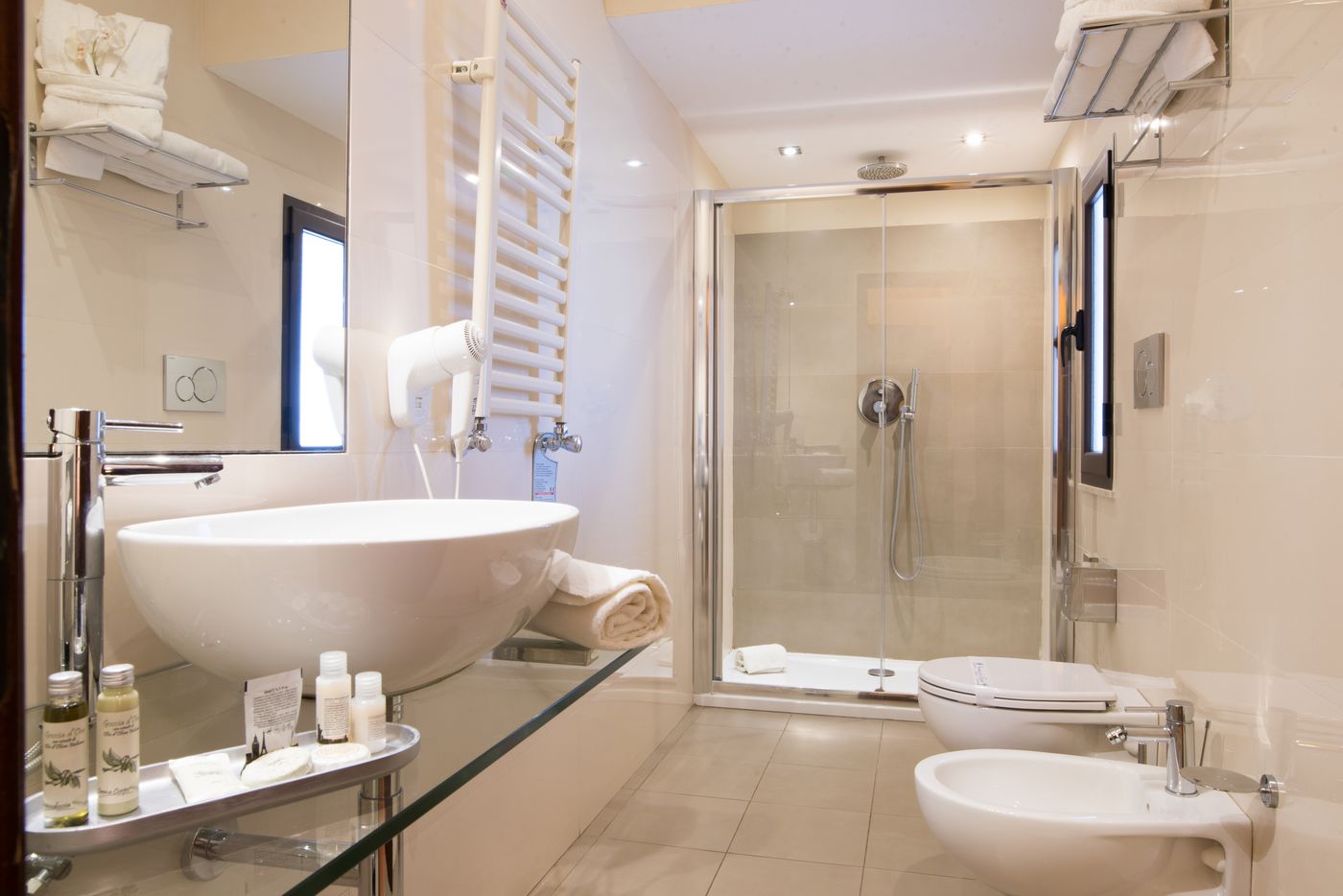 Villa-Morgana-Resort---Spa-Room-32