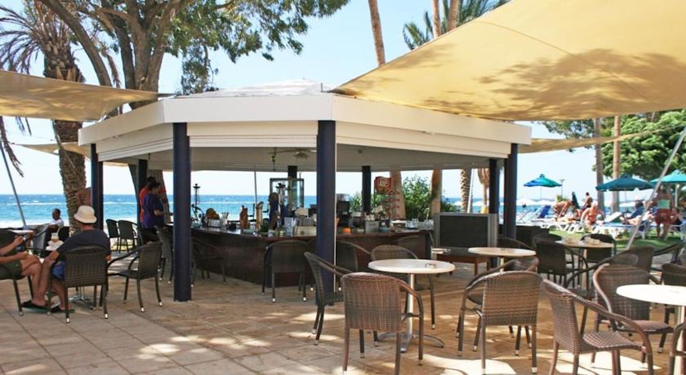 Poseidonia Beach Hotel