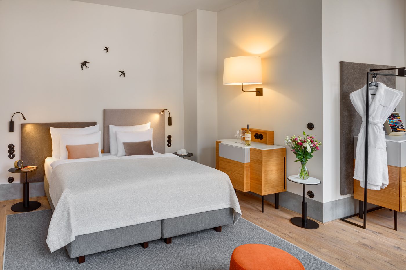 Hotel-BOOKQUET-Room-17