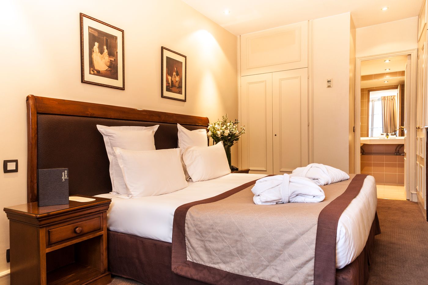 Saint-James-Albany-Paris-Hotel-Spa-Room-5