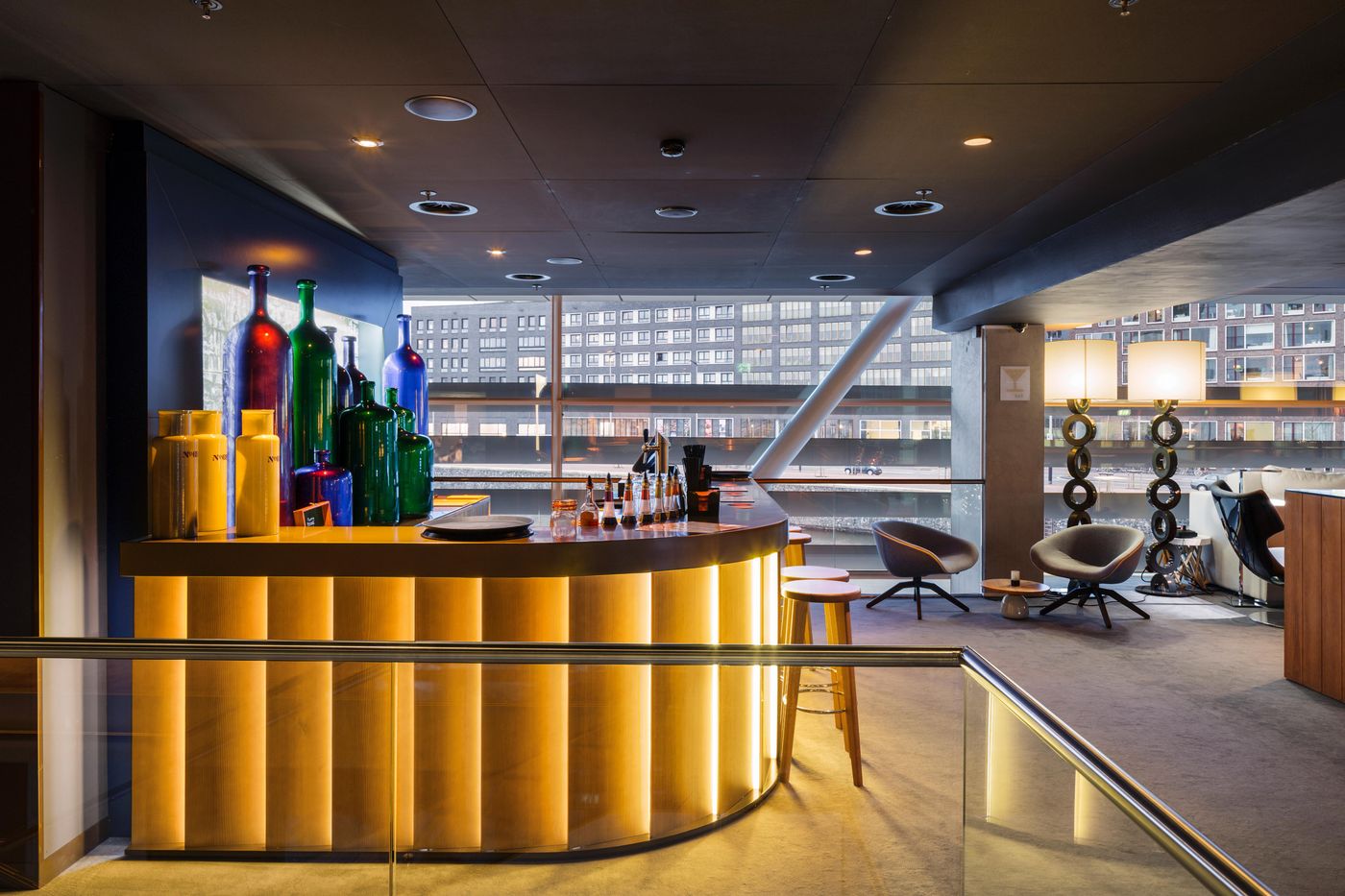 Room-Mate-Aitana-Bar-16