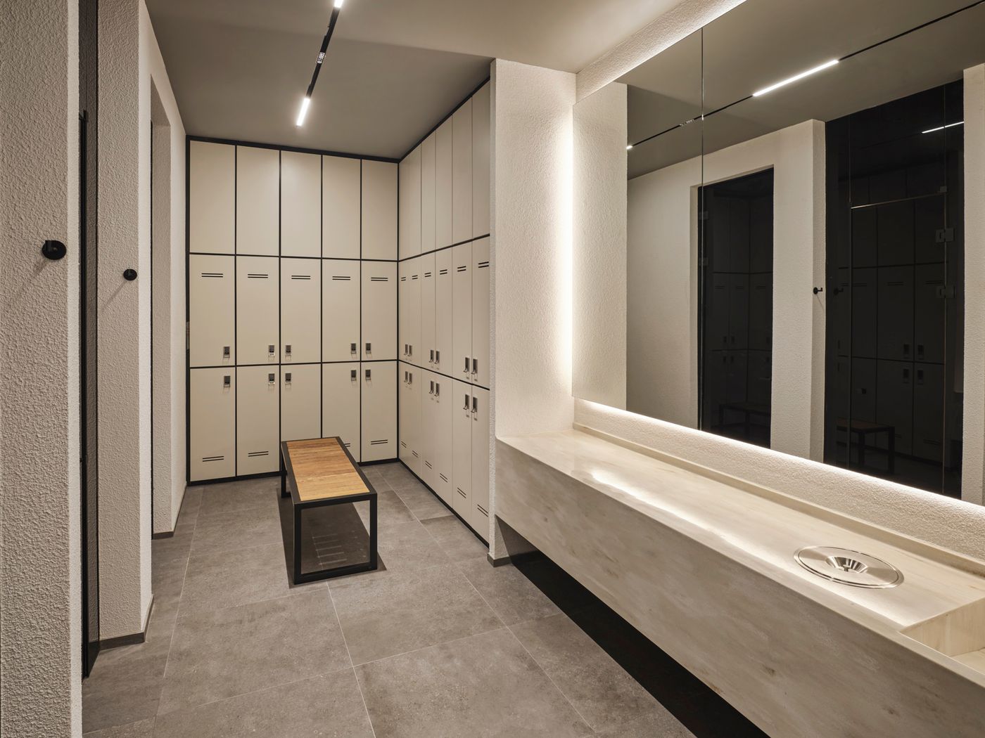 Voyage-Turkbuku-Sports-and-Entertainment-37