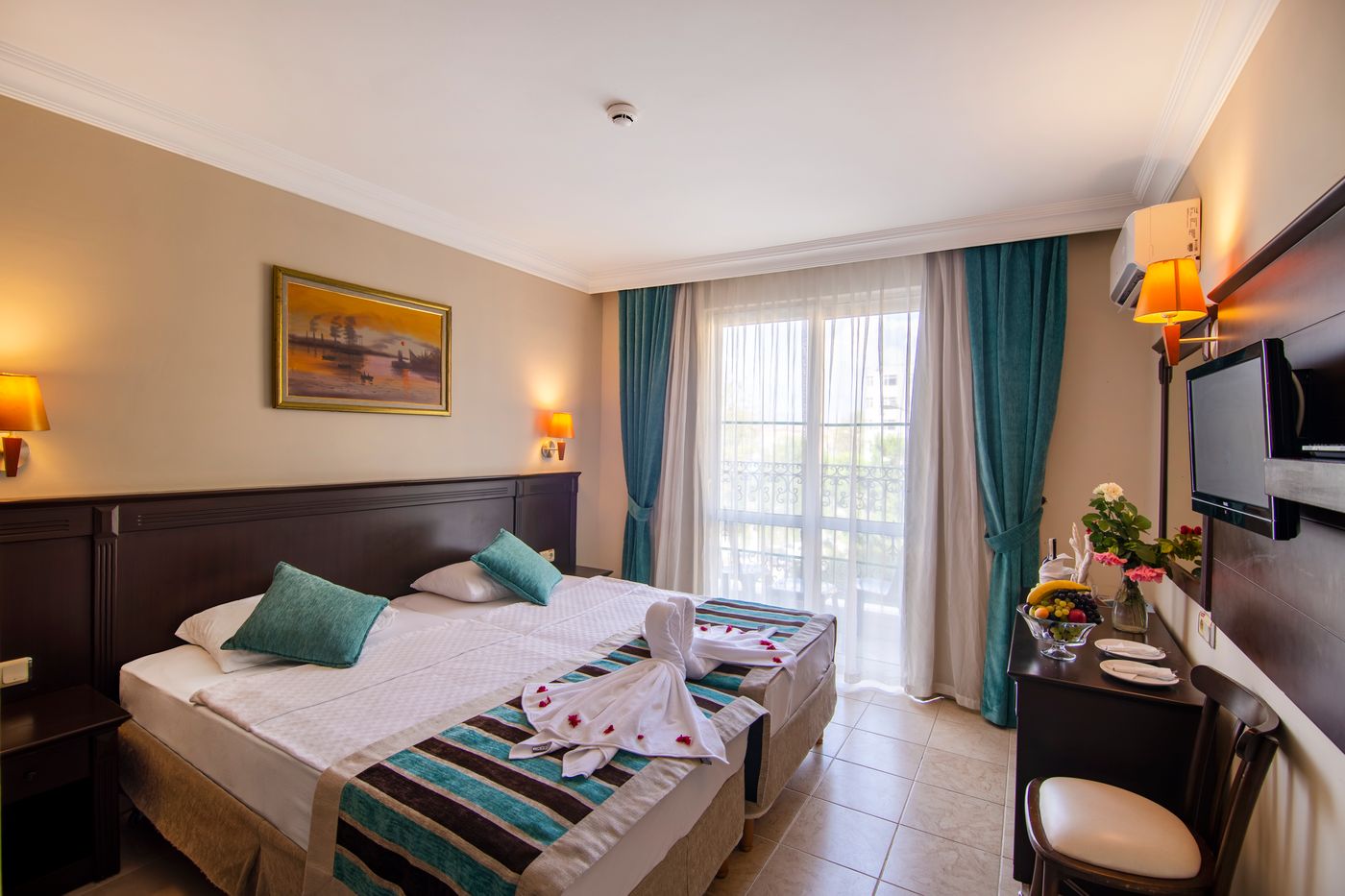 Kleopatra-Royal-Palm-Hotel-Room-14