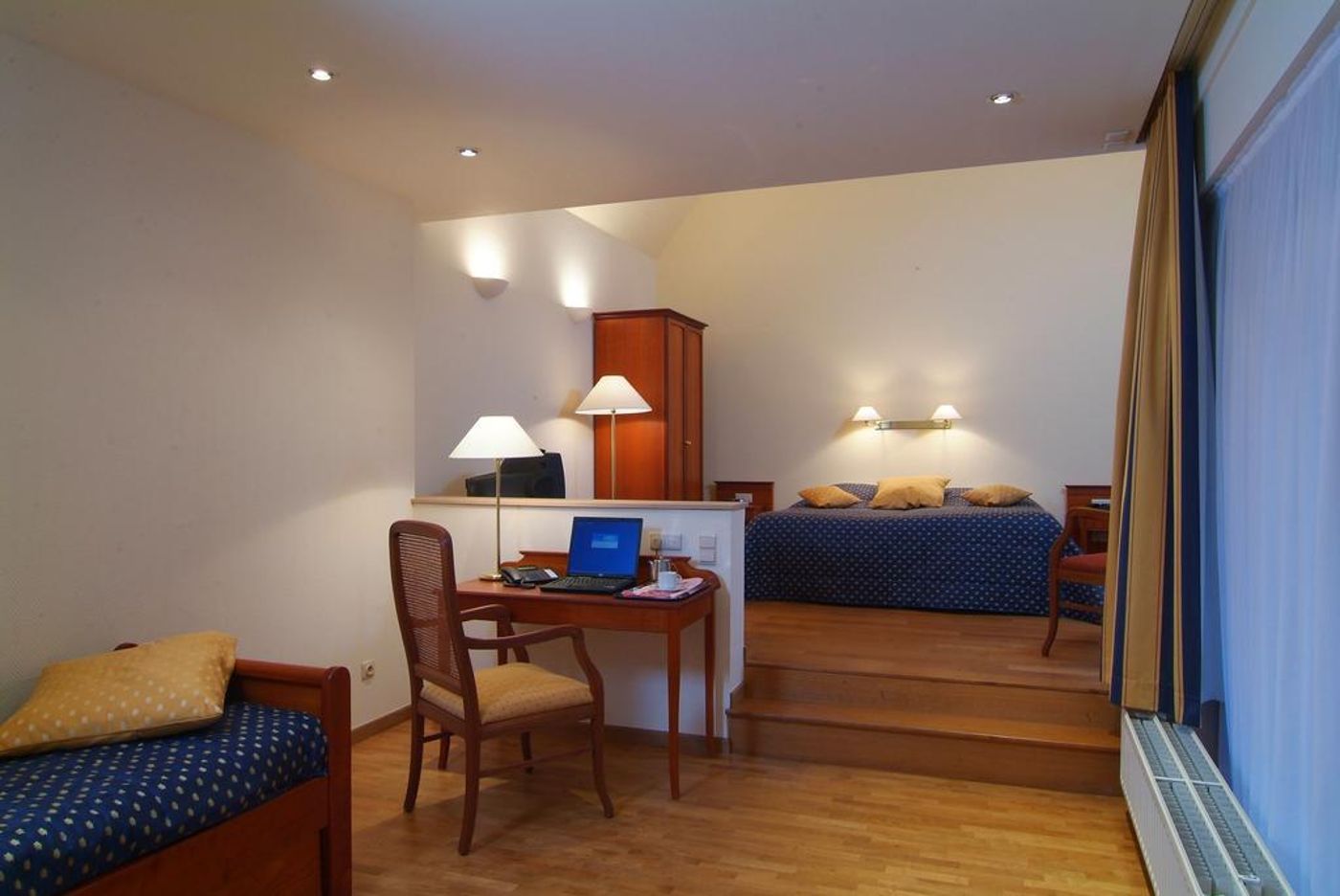 Rosenburg-Belgium-BRUGGE-General view-9