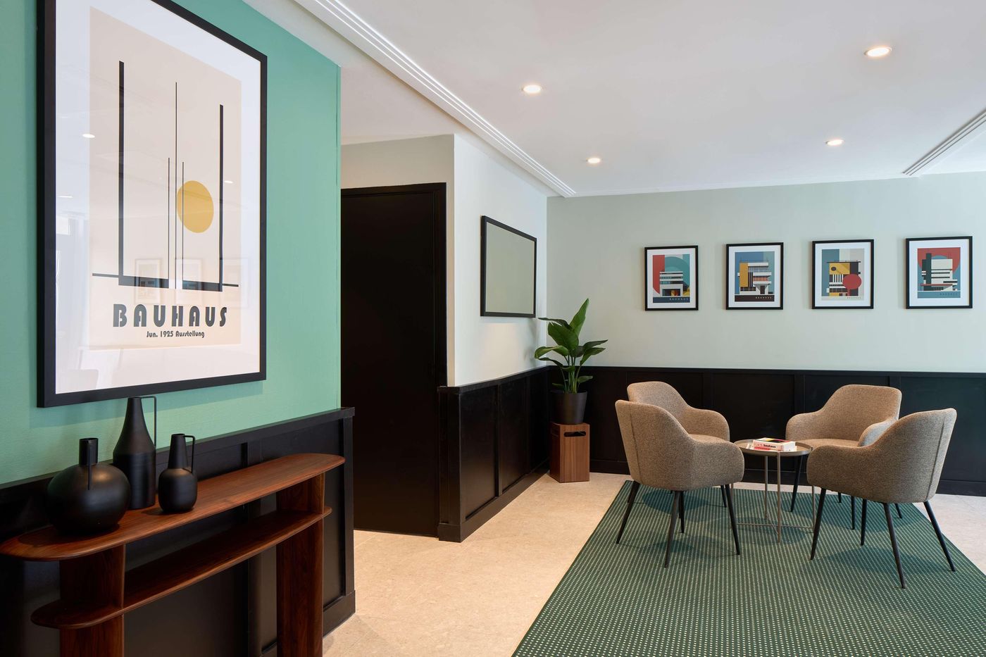 Timhotel-Nation-Lobby-10