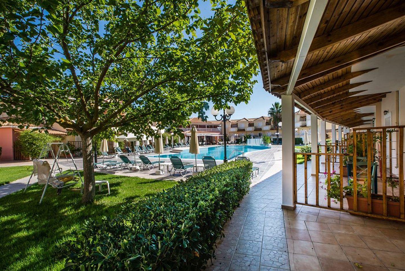 Zefyros Eco Resort Hotel