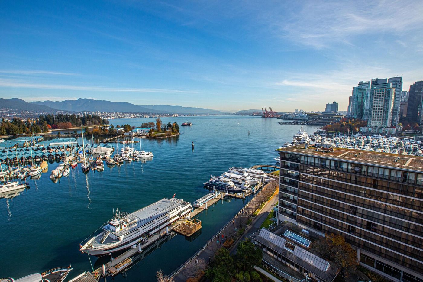 Westin-Bayshore-Vancouver-Room-89