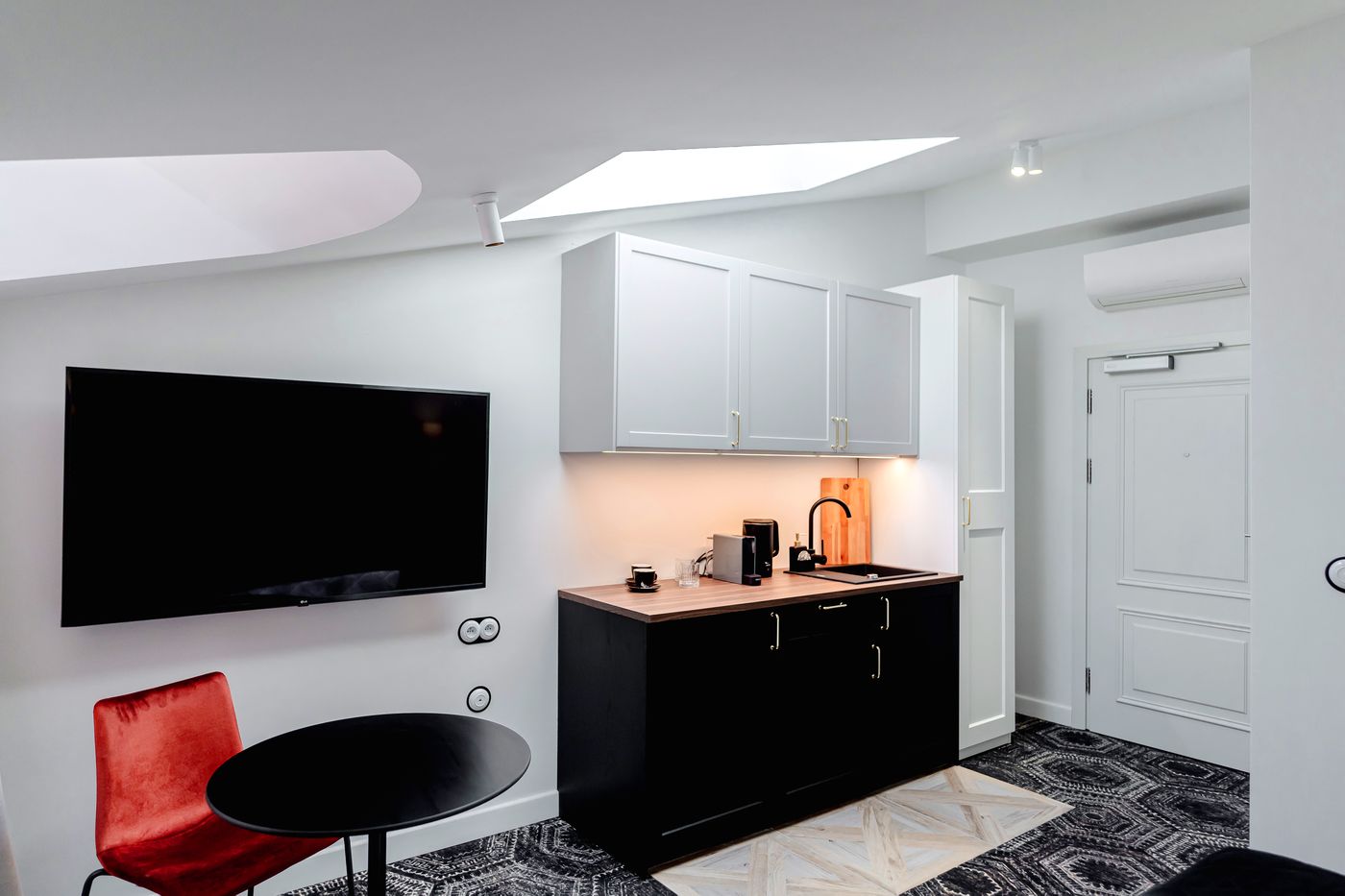 N33-Premium-Apartments-Old-Town---Destigo-Hotels-Room-5