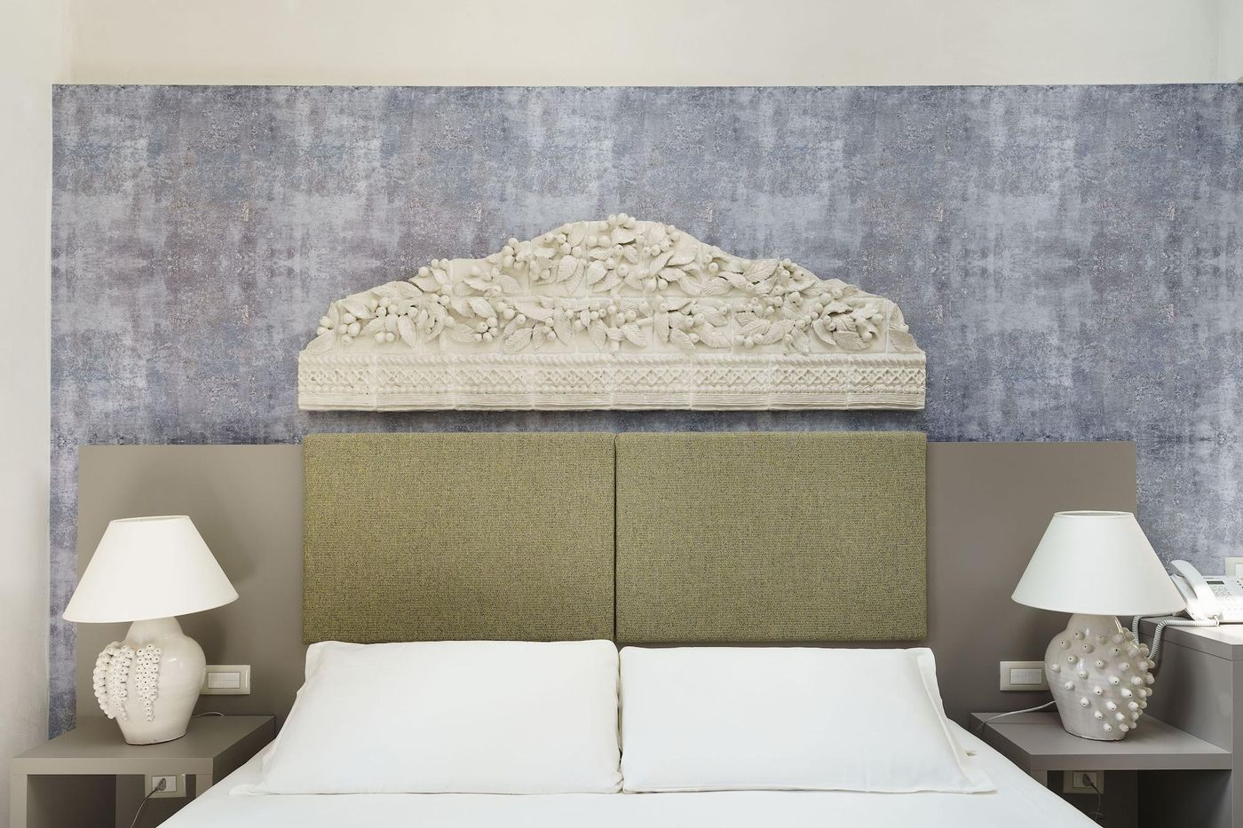 Luna-del-Raccolto--Green-Country-Hotel-Room-30