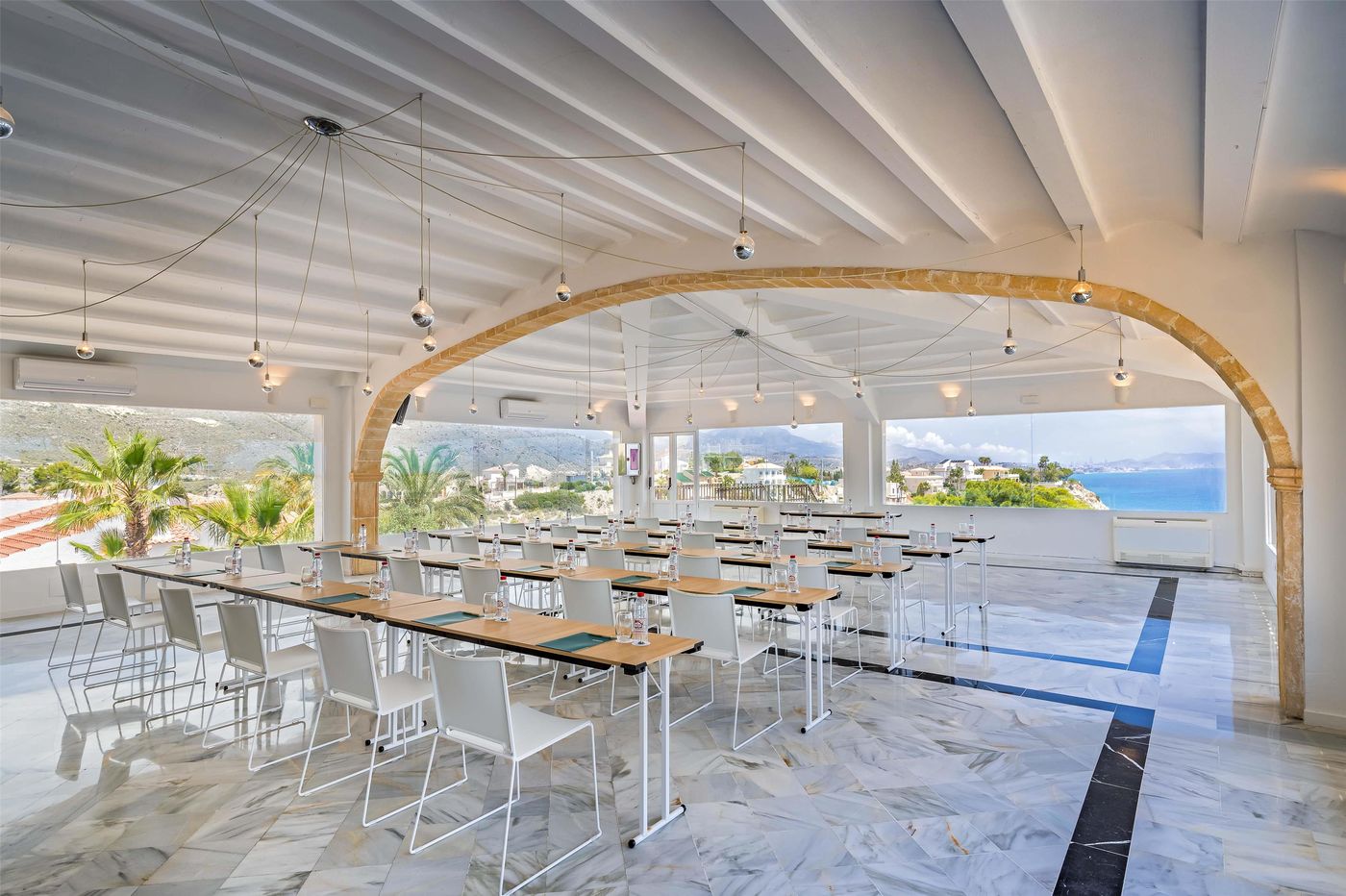 Pueblo-Acantilado-Conferences-56