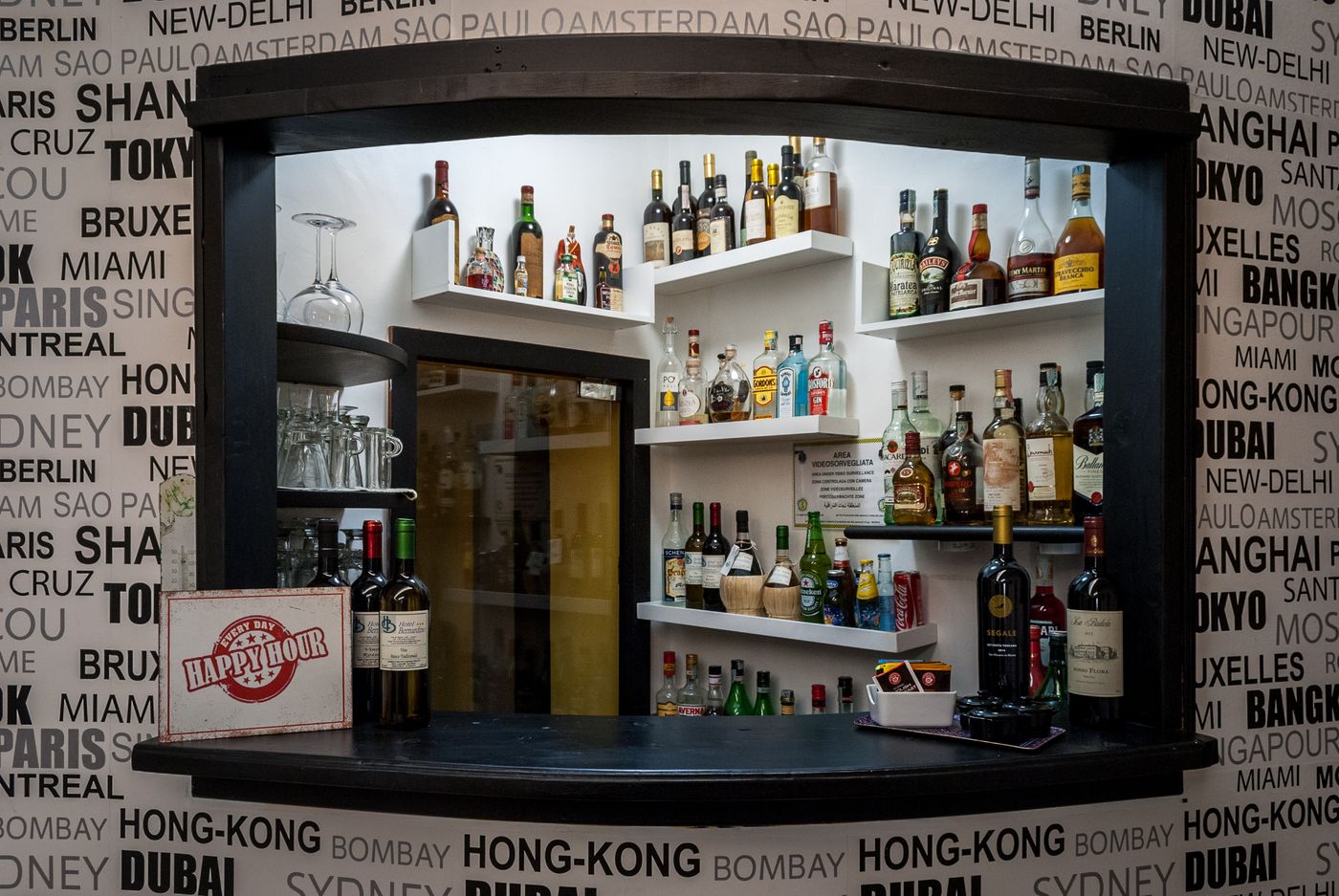 Hotel-Bernardino-Bar-9