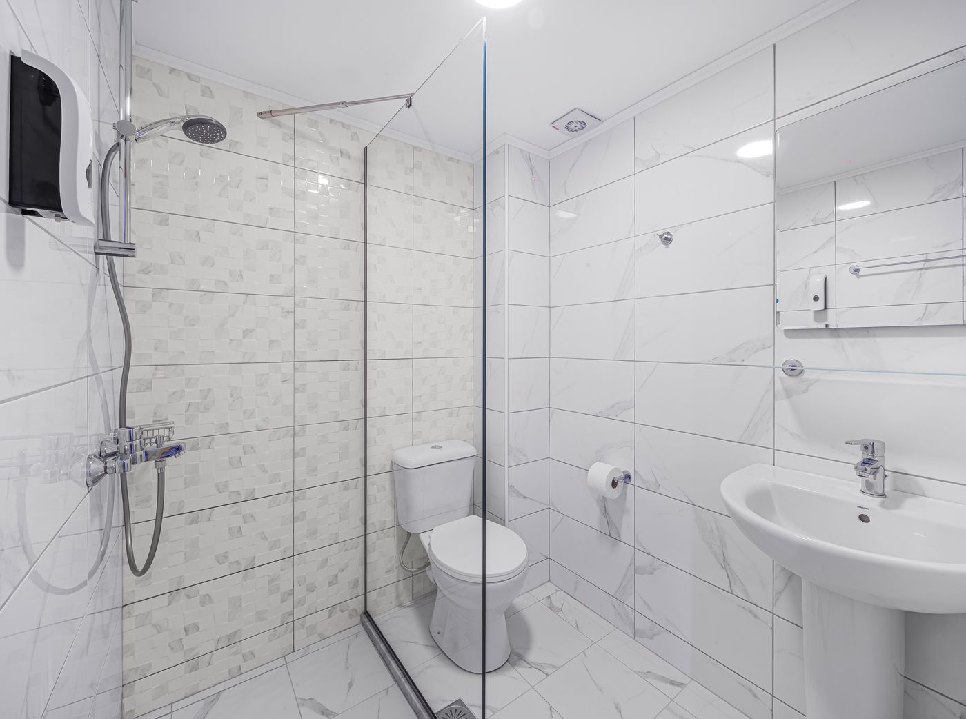 Happy-Days-Studios-Room-46