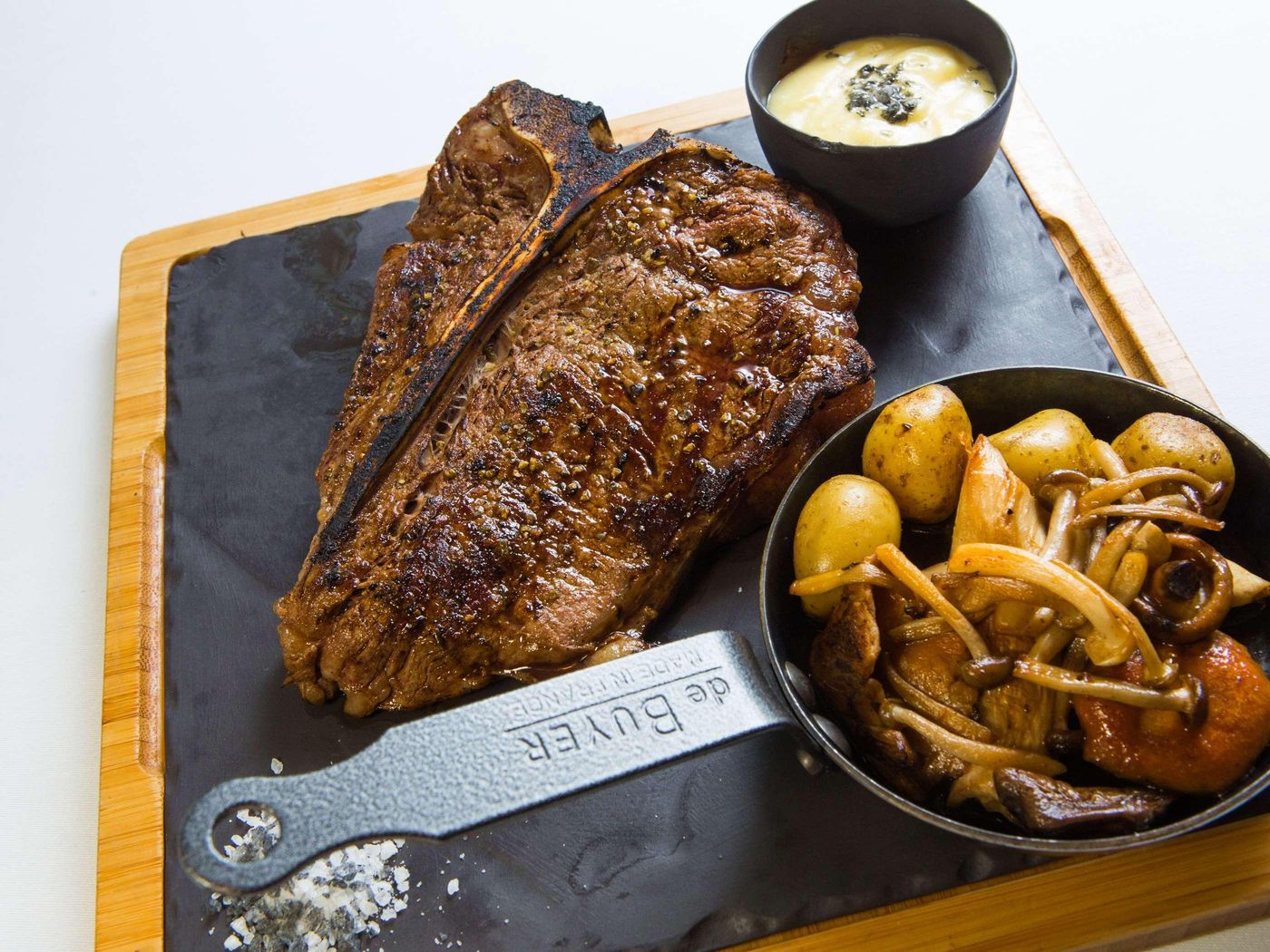 Q-Hotel-Plus-Krakow-Room-33