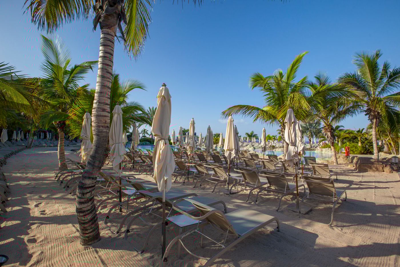 Lopesan-Villa-del-Conde-Resort-and-Thalasso-Pool-19