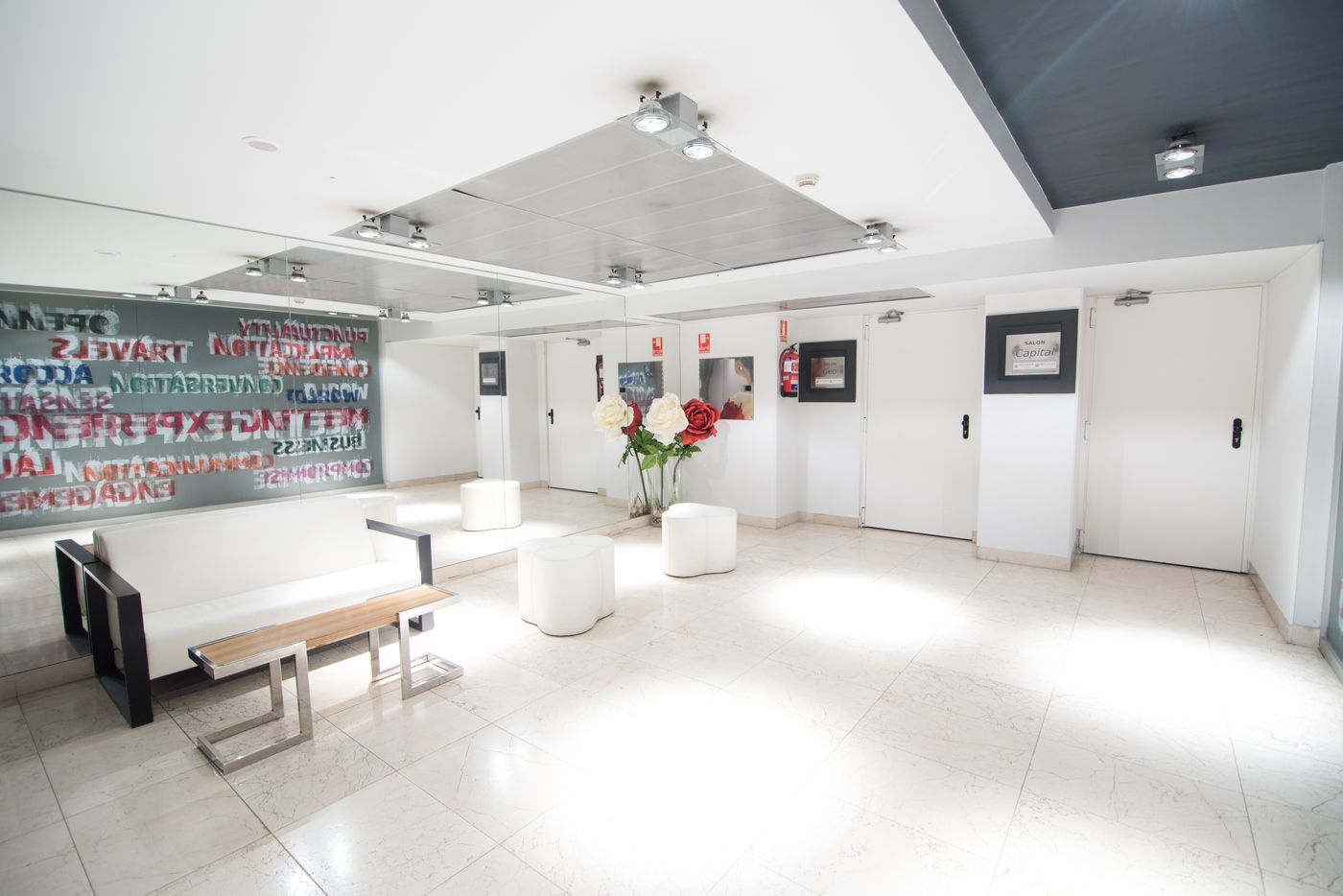 Petit-Palace-President-Castellana-Lobby-13