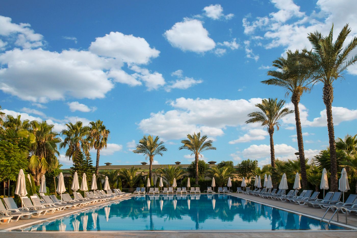 Delphin-Diva-Hotel-Pool-10