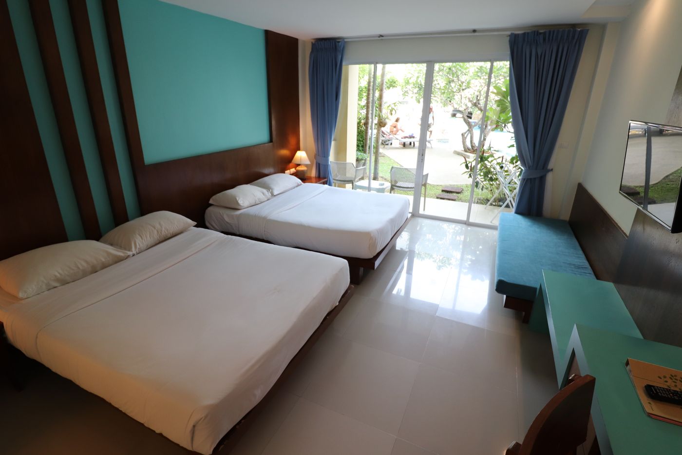 Baan-Karon-Resort-Room-13