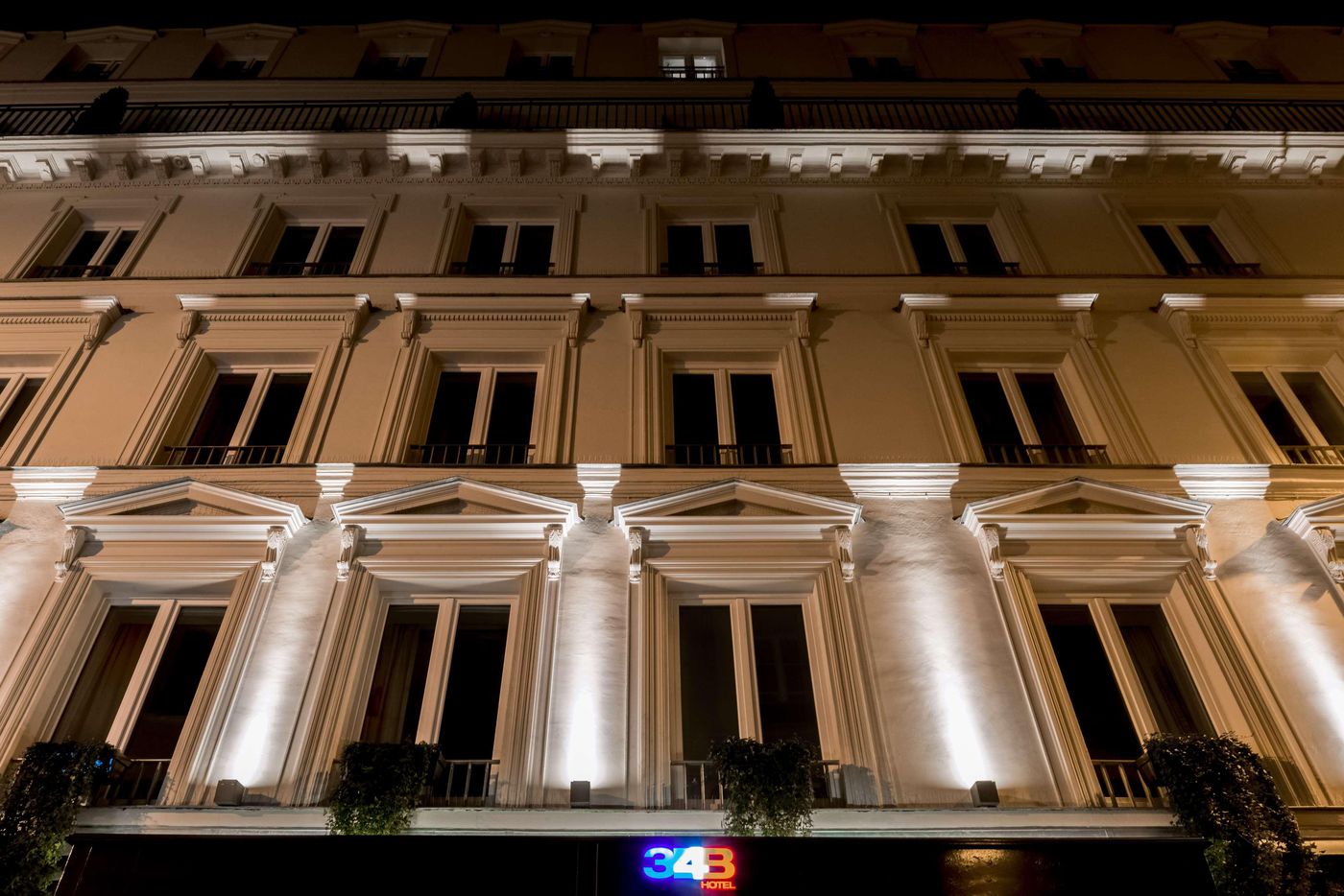 Hotel-34B-Astotel-General-view-3