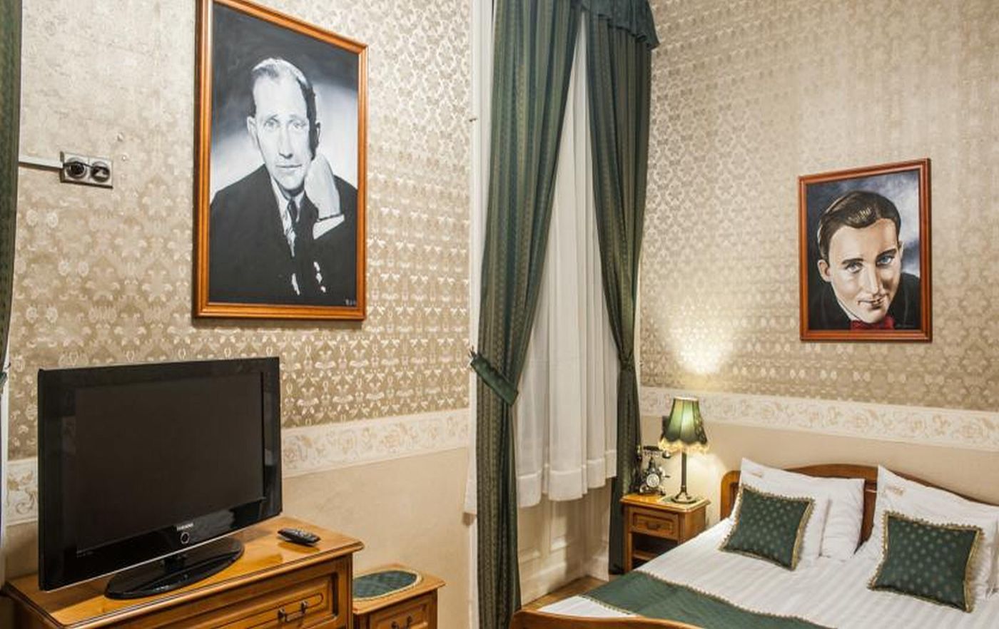 Cotton-House-Budapest-Room-37
