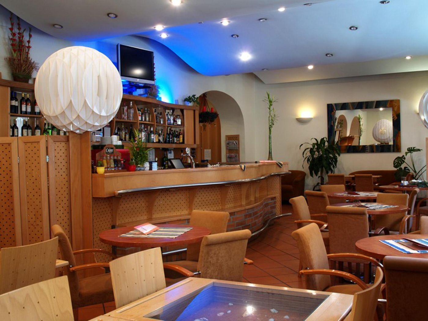 EA-Hotel-Tosca-Lobby-39