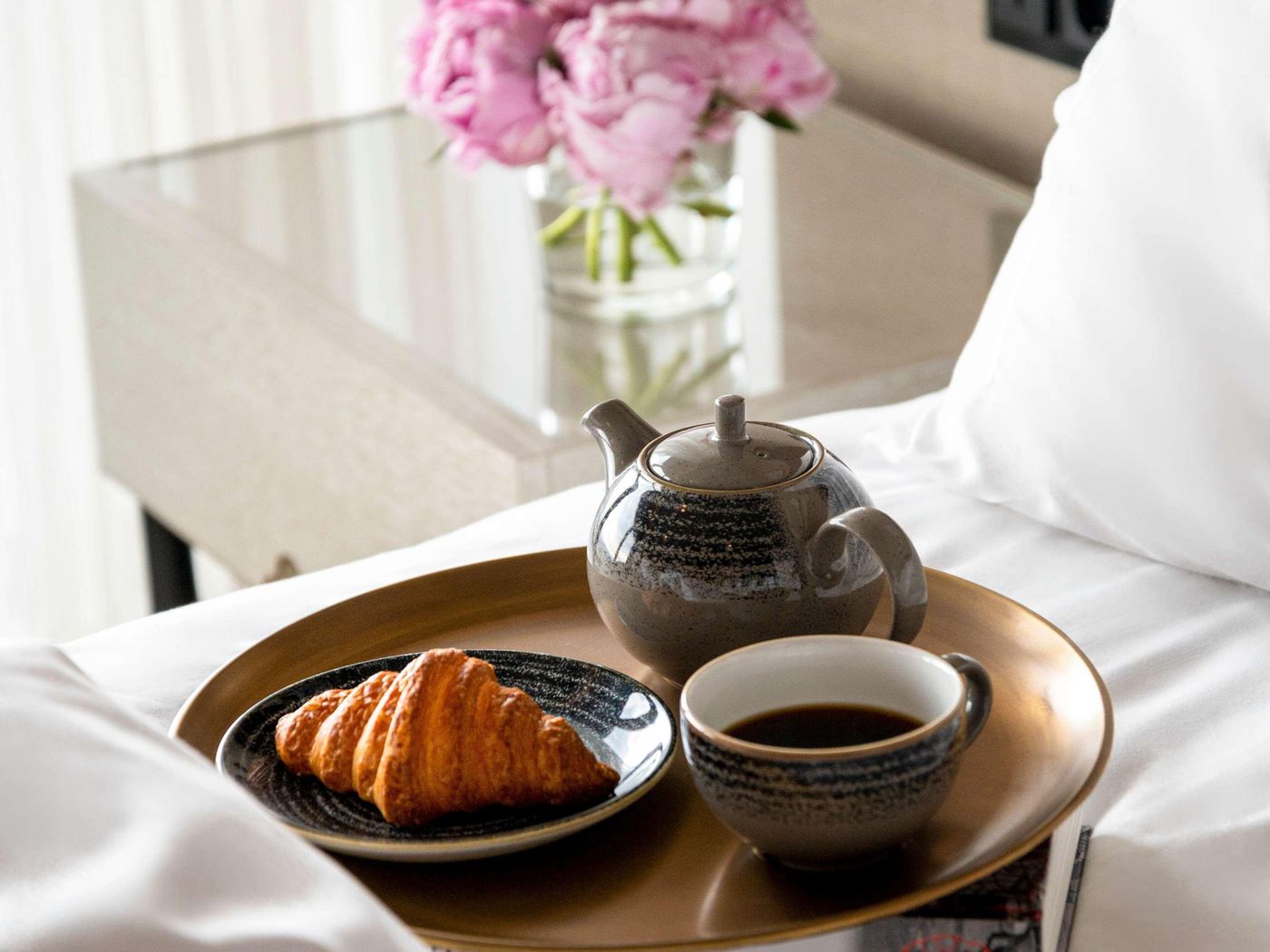 Fairmont-Quasar-Istanbul-Room-49