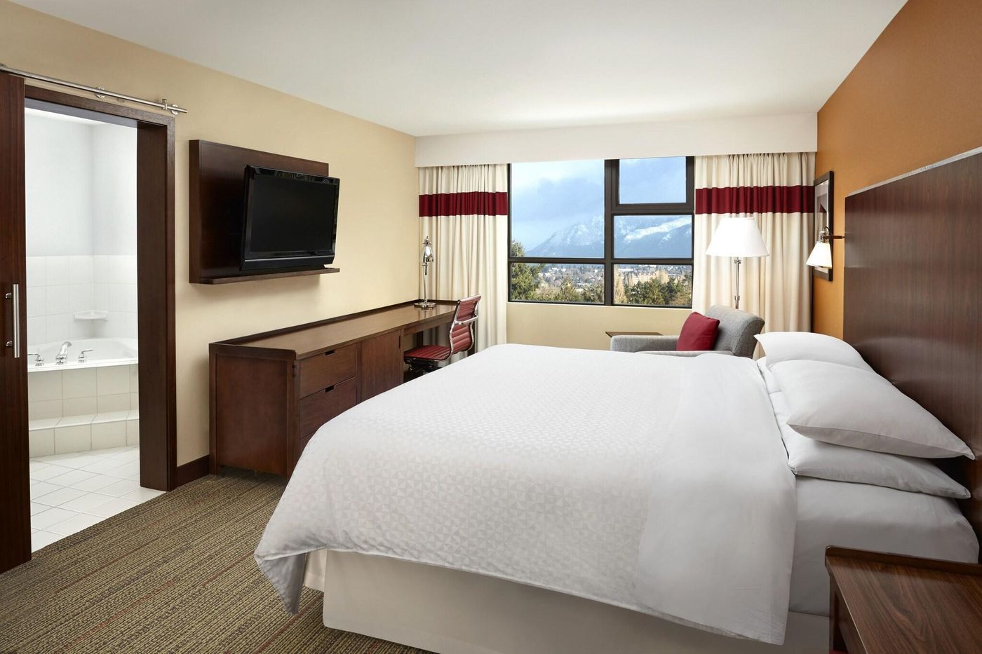 Grand-Park-Hotel-Vancouver-Airport-Room-9