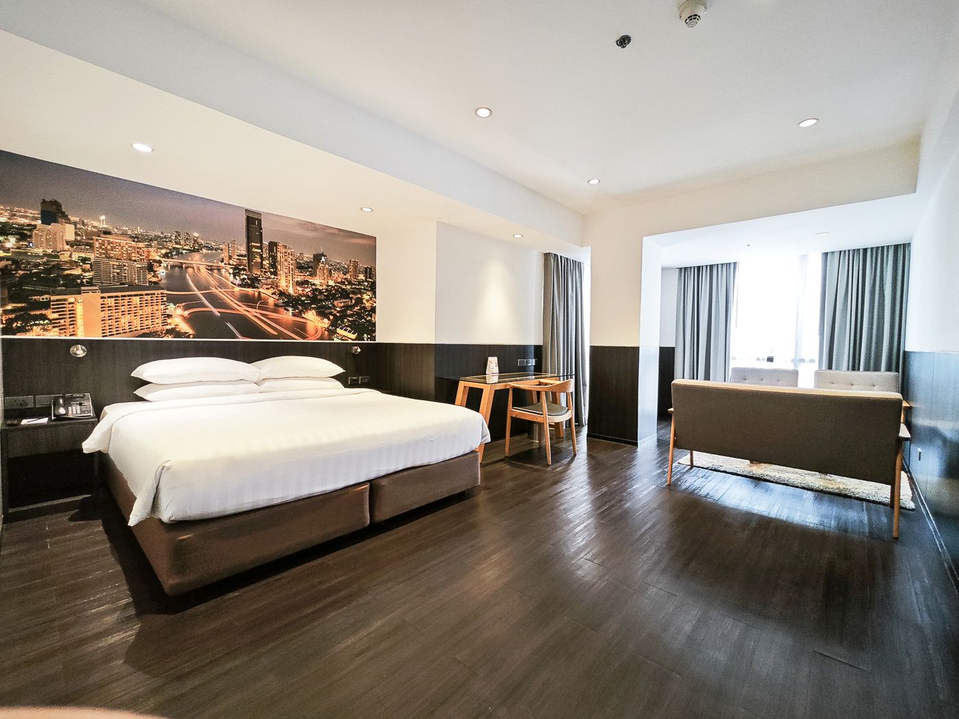 Galleria-12-Sukhumvit-Bangkok-by-Compass-Hospitali-Room-24