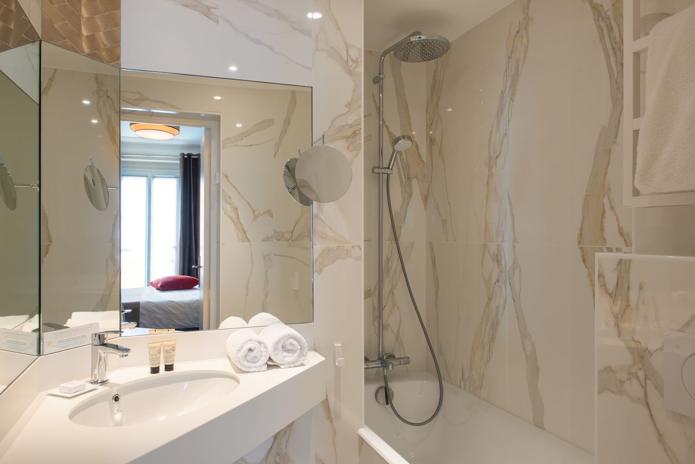 Regence-Etoile-Room-43