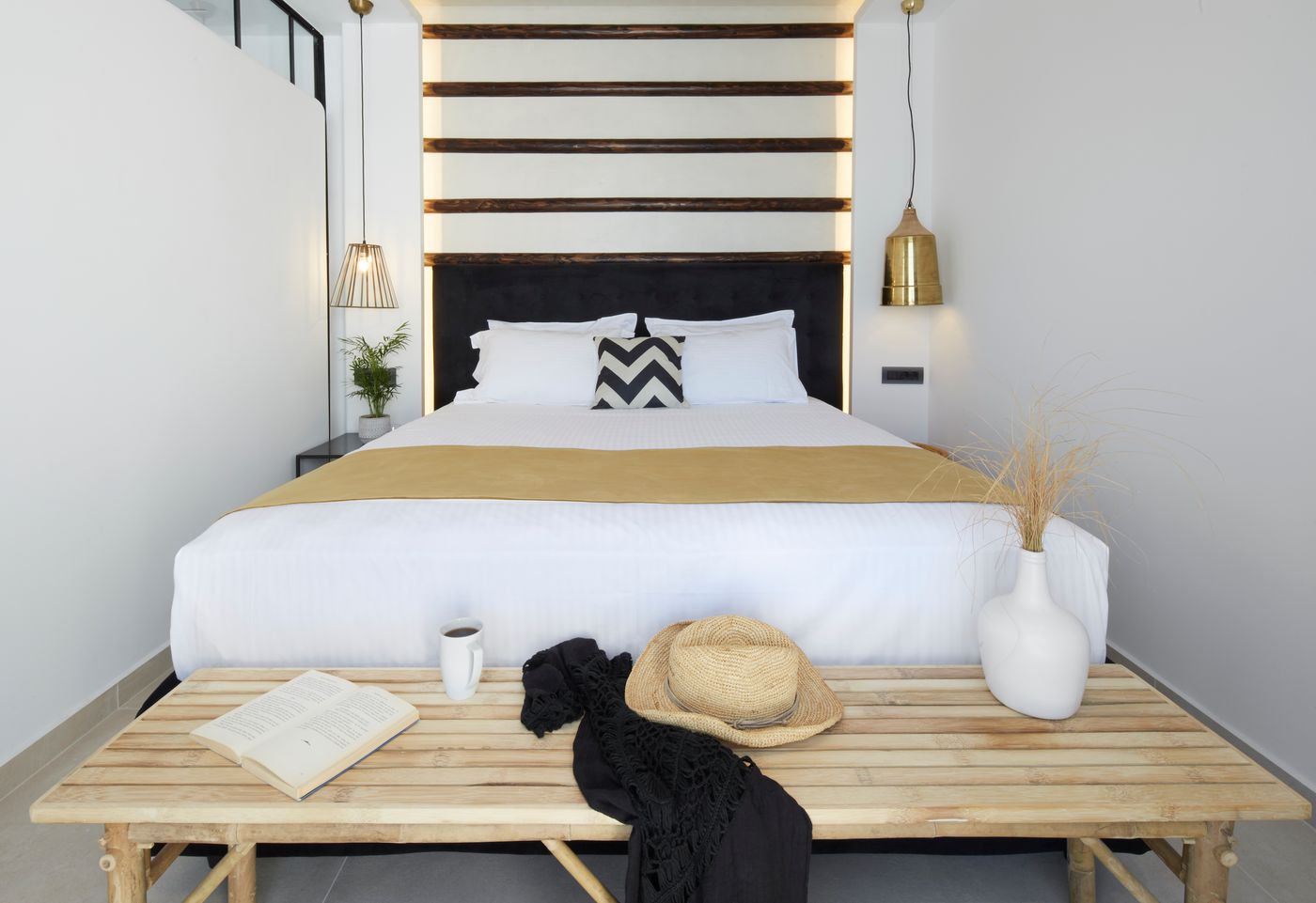 Phos-The-Boutique-Luxury-Hotel---Villas-Room-18