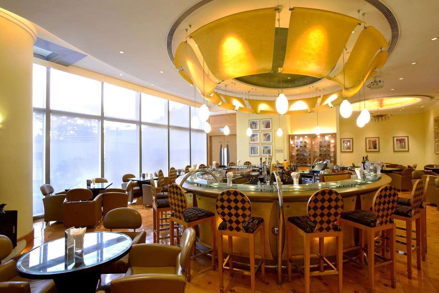 Metropark-Causeway-Bay-Hong-Kong-Bar-4