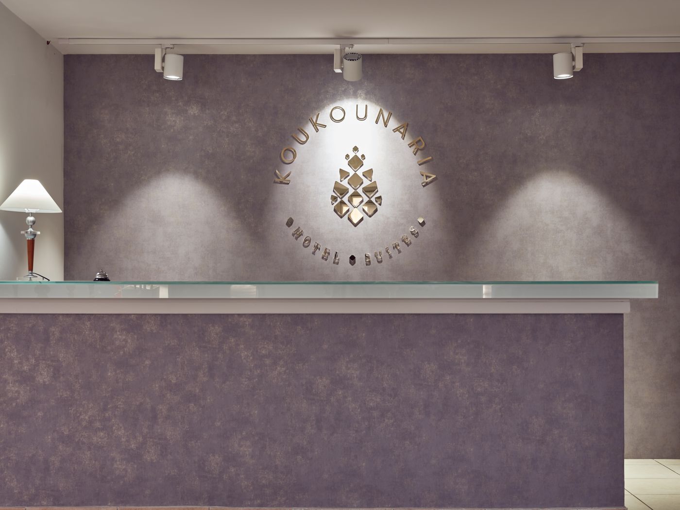 Koukounaria--Hotel---Suites-Lobby-50