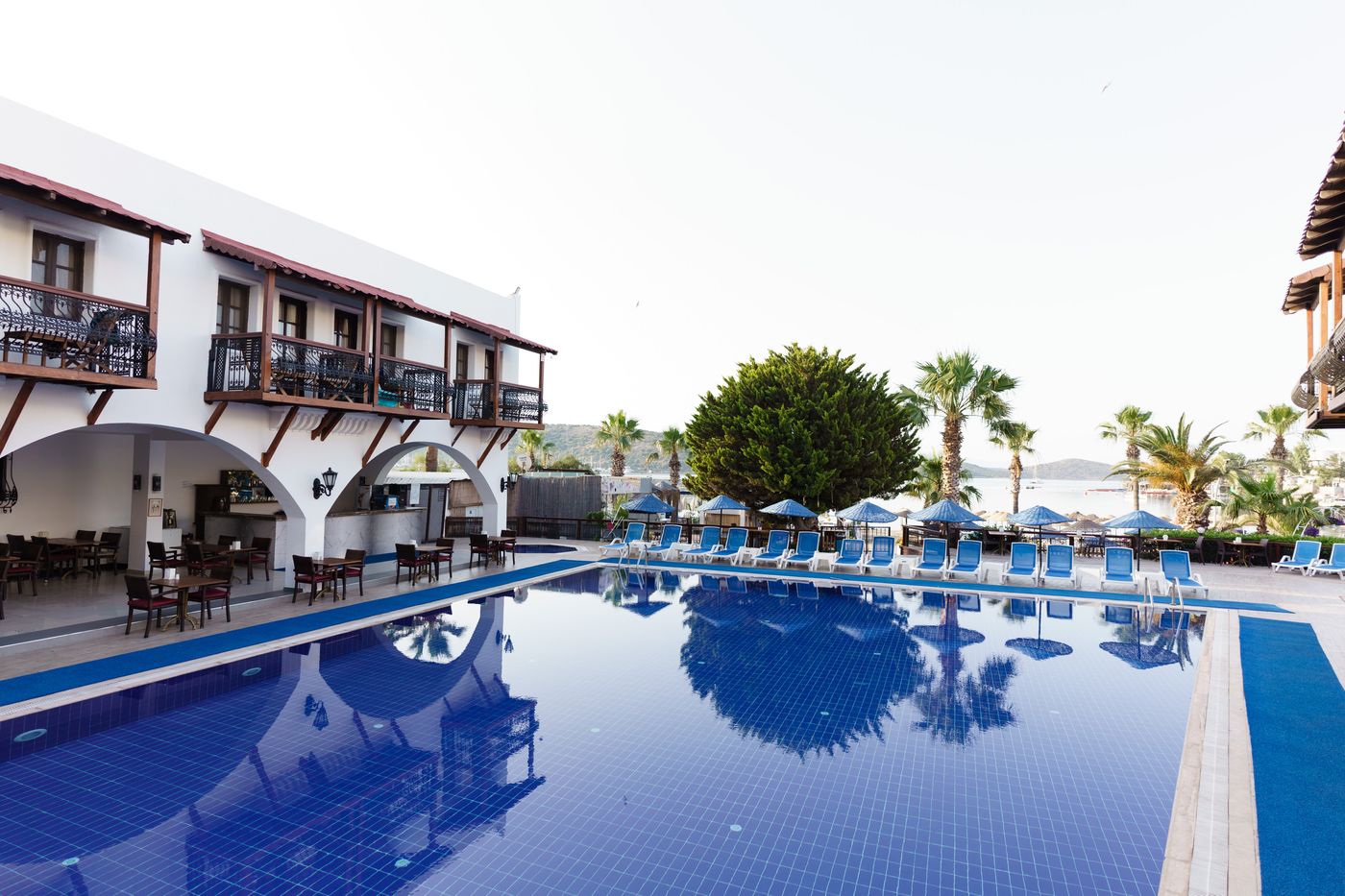 Bitez-Han-Hotel-Pool-3