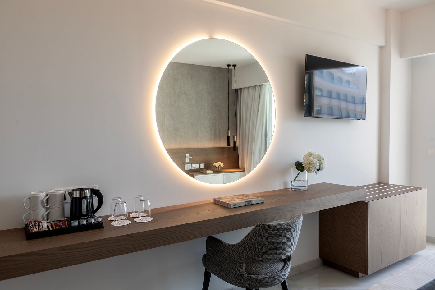 Pavlo-Napa-Hotel-Room-38