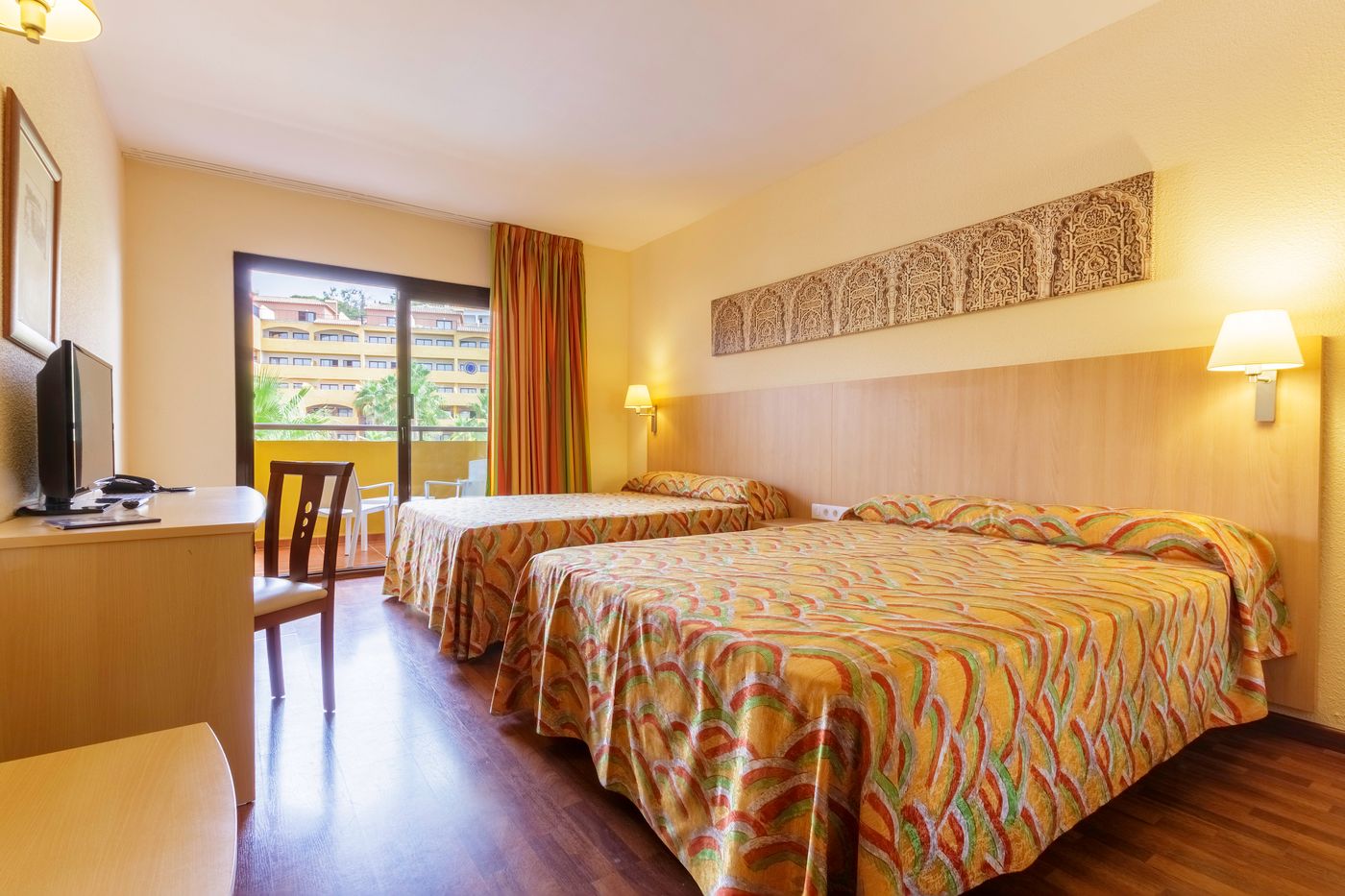 Best-Alcazar-Room-18