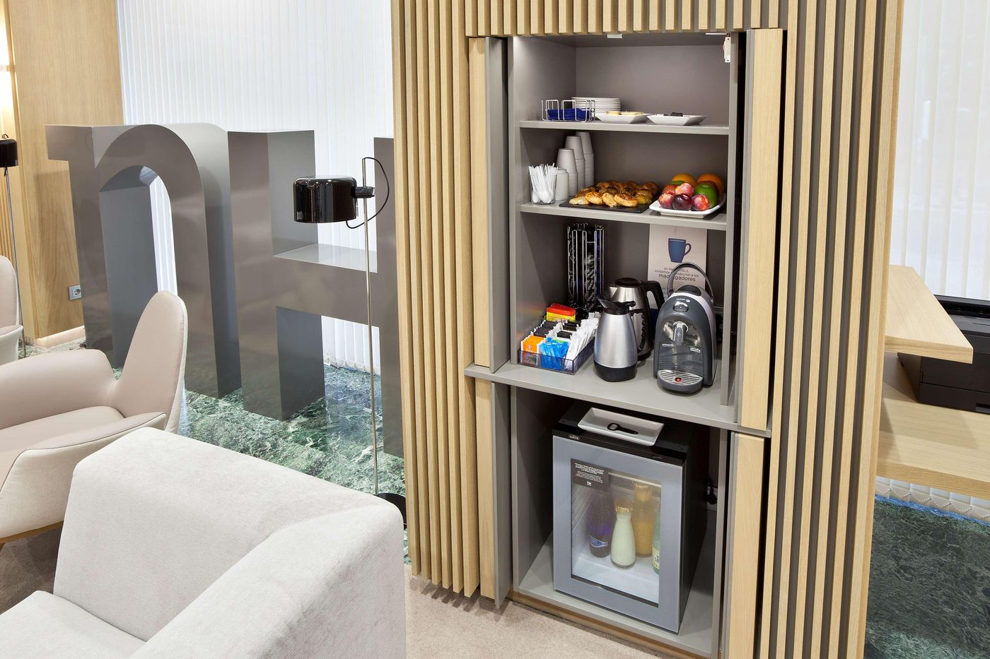 NH-Madrid-Ventas-Lobby-9