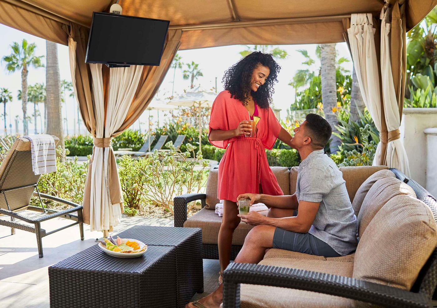 Hyatt-Regency-Huntington-Beach-Pool-45