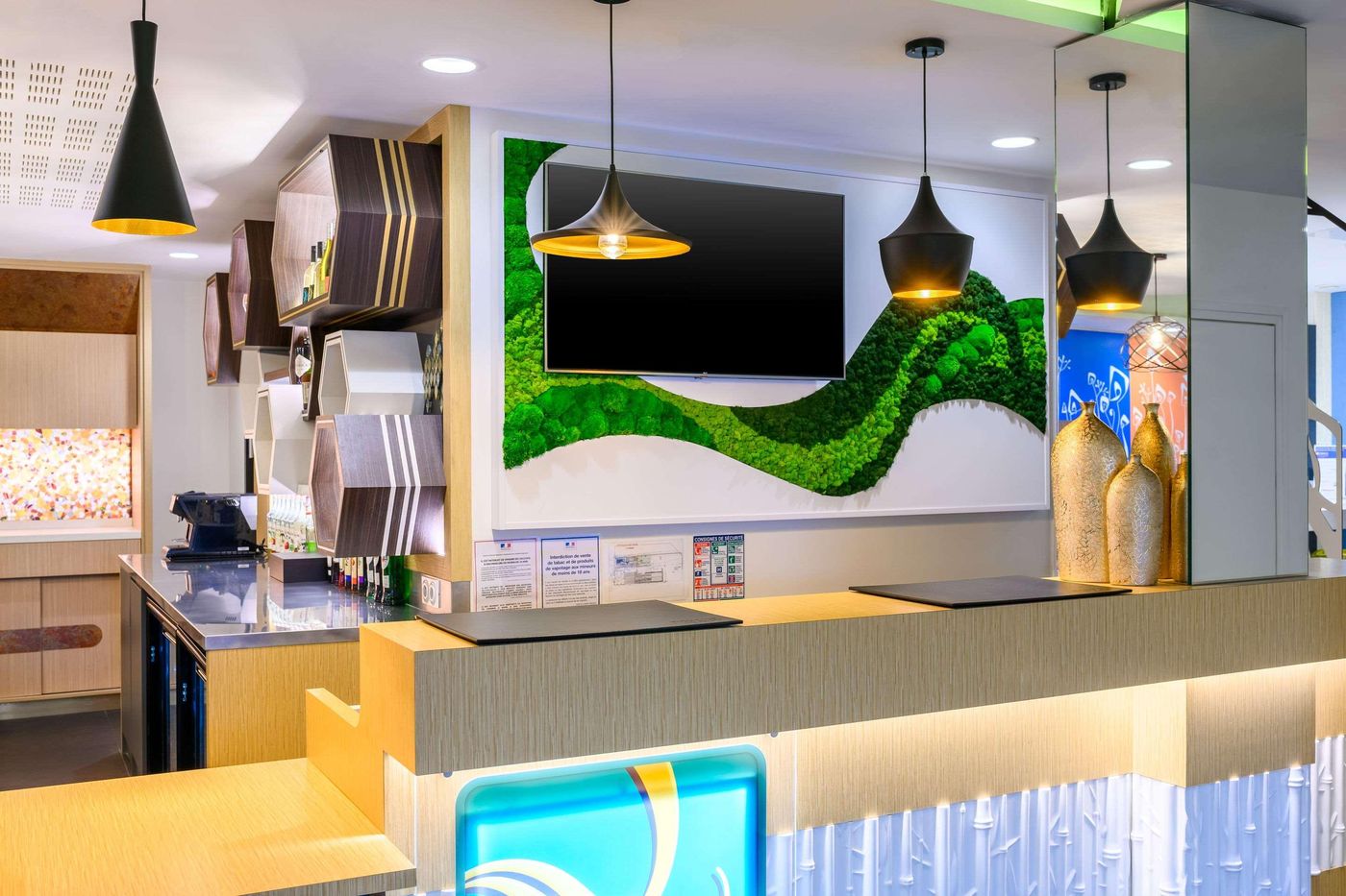 Kyriad Prestige Amiens - Poulainville Spa-France-POULAINVILLE-Lobby-3