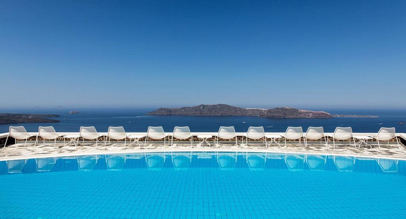 Xenones-Filotera-Pool-19