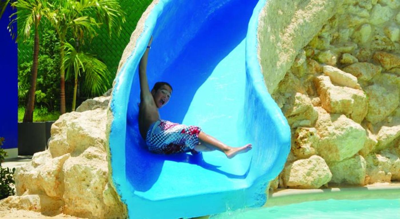 Oasis-Palm-Sports-and-Entertainment-13