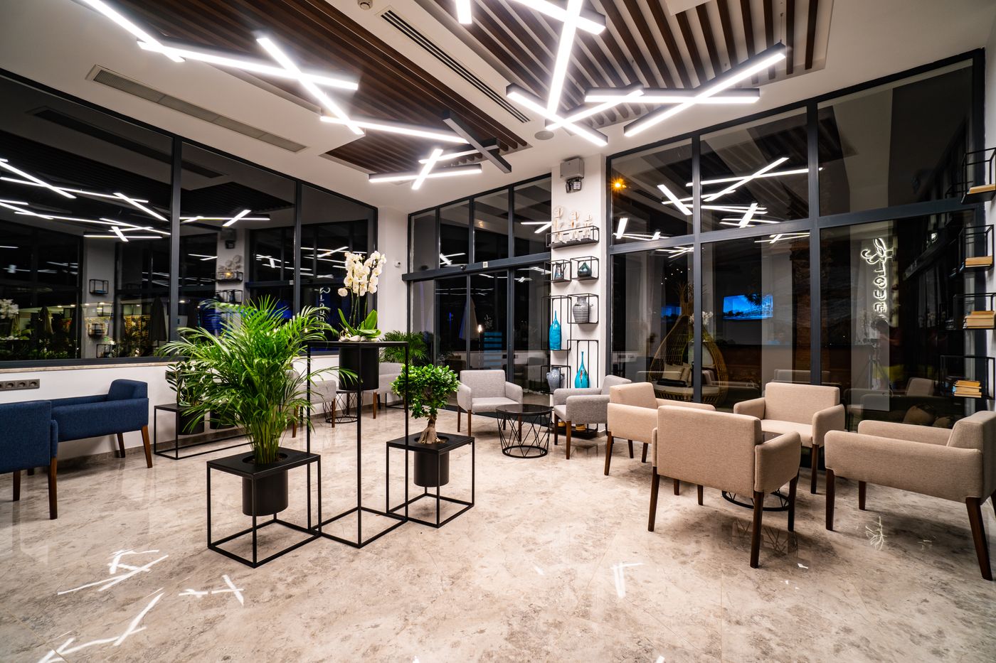 L-Hotel-Sarigerme-Lobby-56