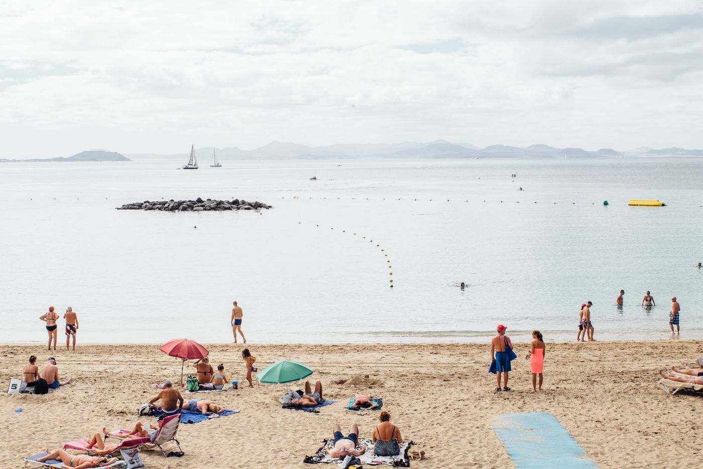 Princesa-Yaiza-Suite-Hotel-Resort-Beach-64