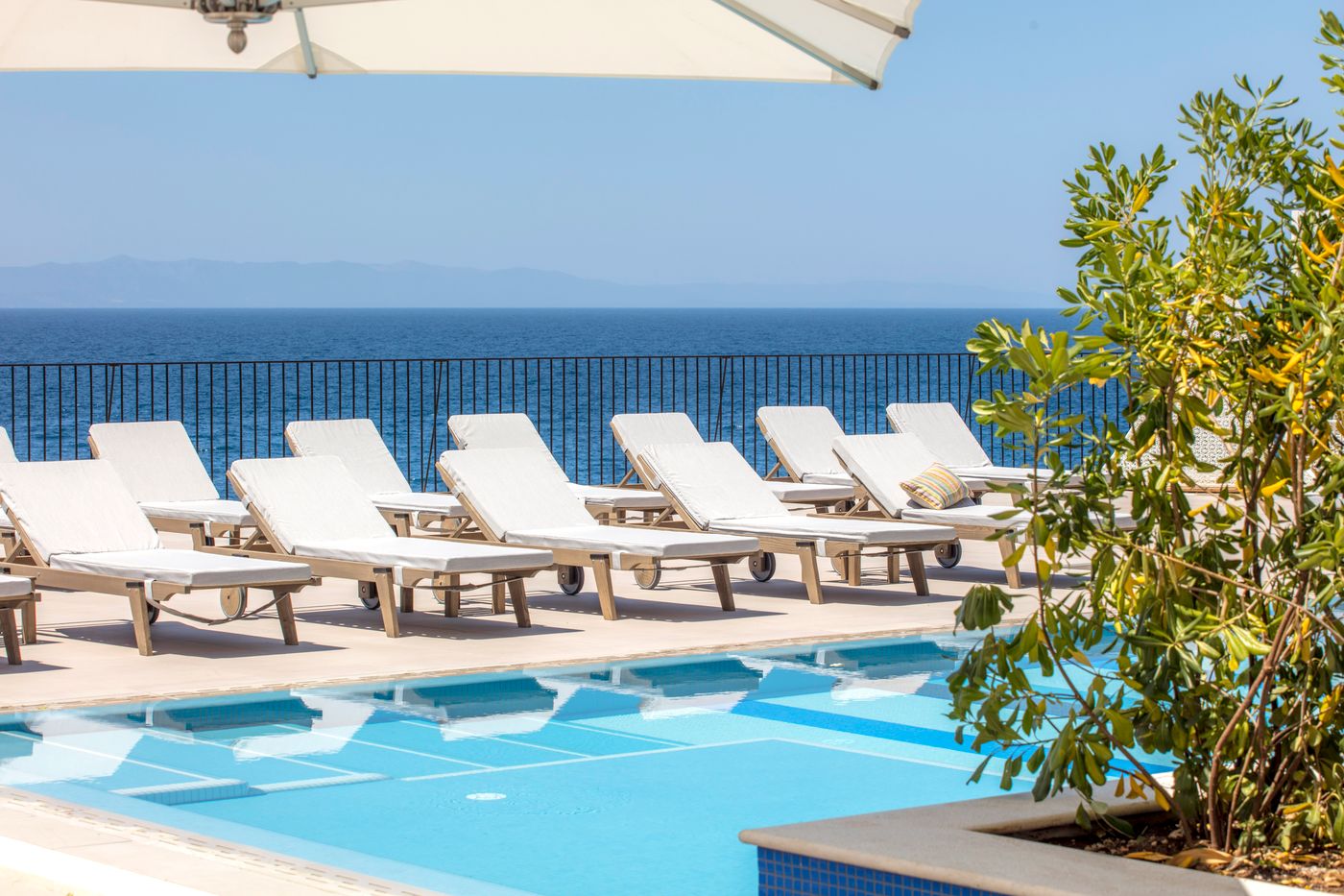 Bluesun-Hotel-Jadran-Pool-8