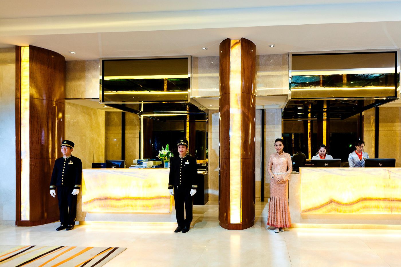 Royal-Princess-Larn-Luang-Bangkok-Lobby-19