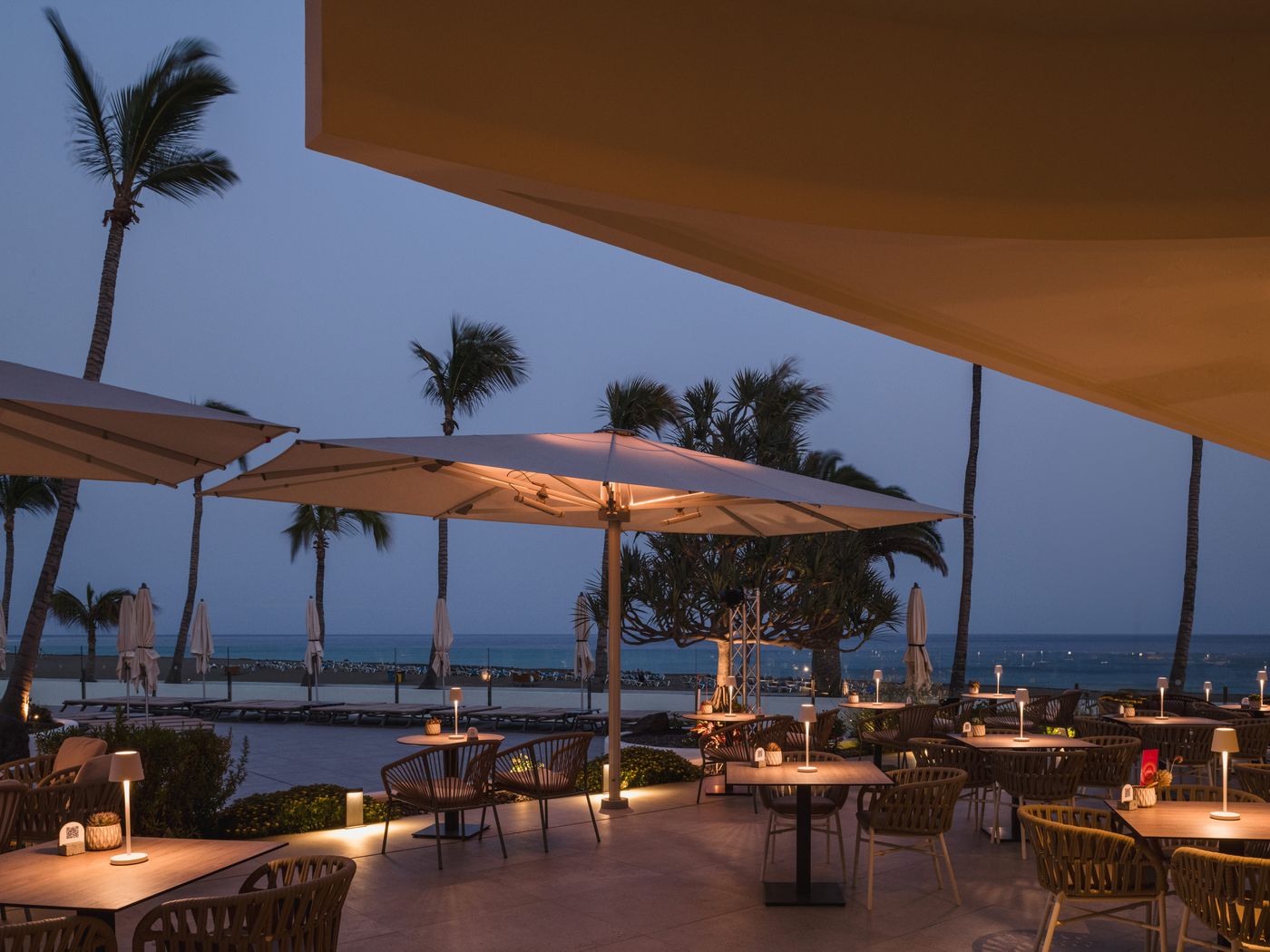 Plus-Fariones-Suite-Hotel--Restaurant-43