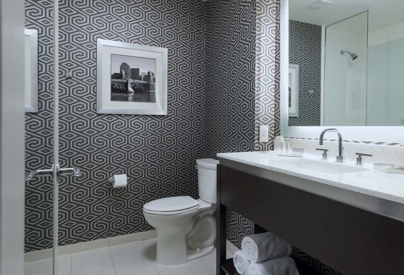 Fairfield-Inn---Suites-Boston-Cambridge-Room-23