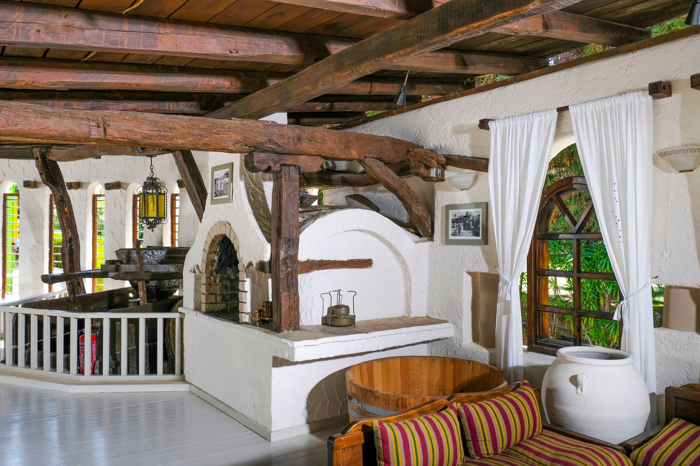 Athena-Pallas--Restaurant-55