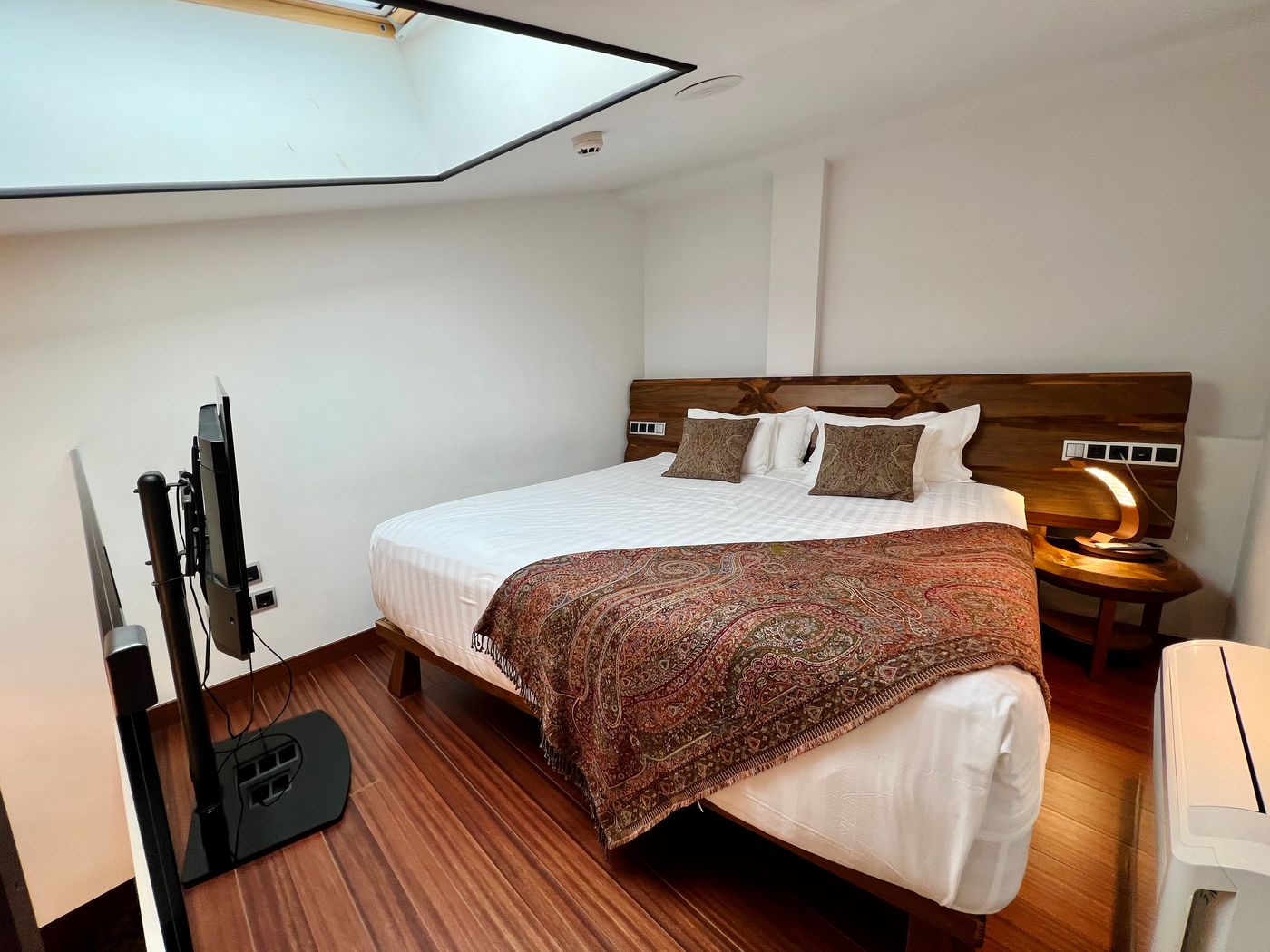 Anahita-Boutique-Hotel-Room-10